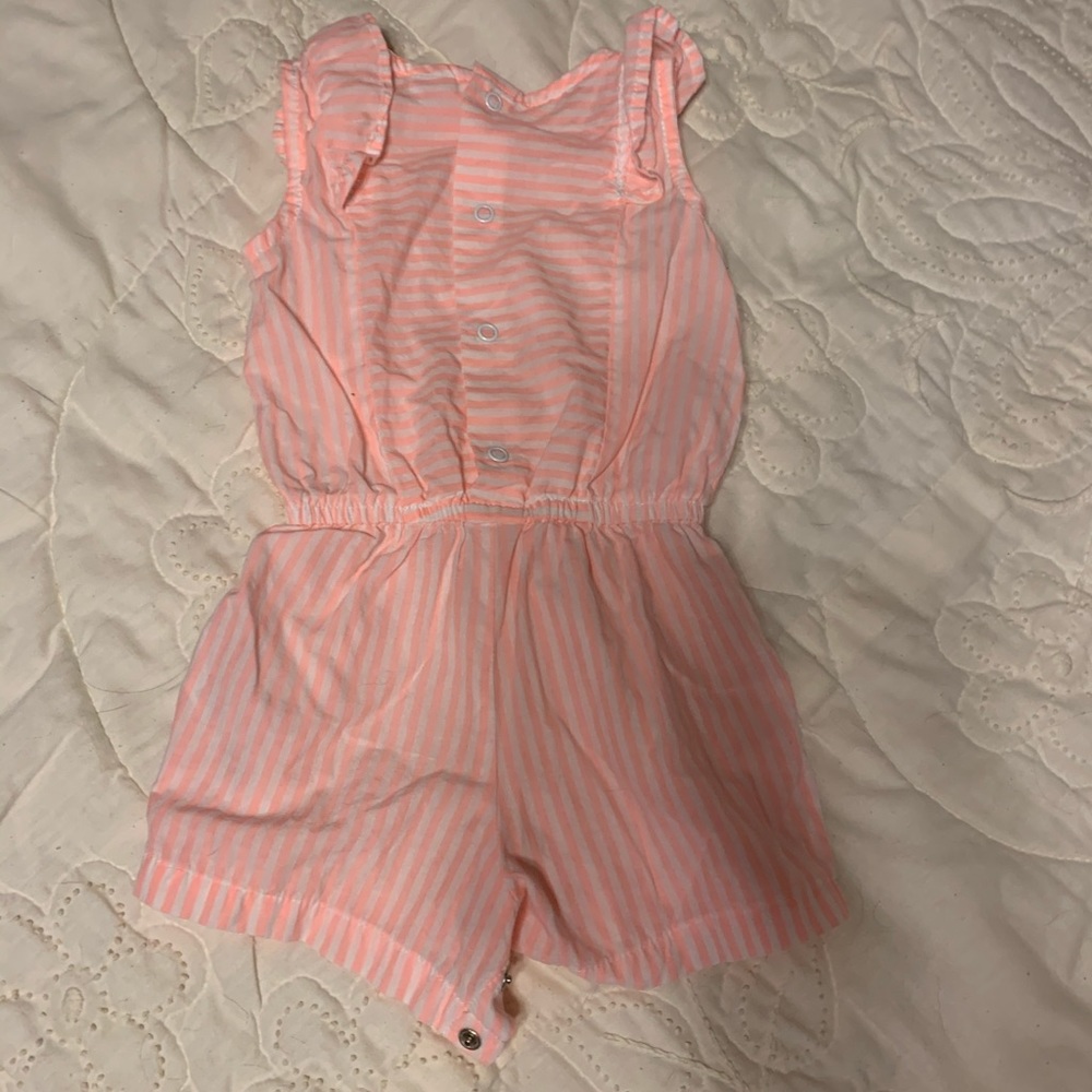 Carters romper - Picture 4 of 4